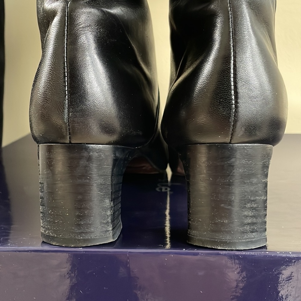 COLE HAAN Black low zipper boot. Block heel. 9.5 M leather Italy Boot comfort - Picture 16 of 16